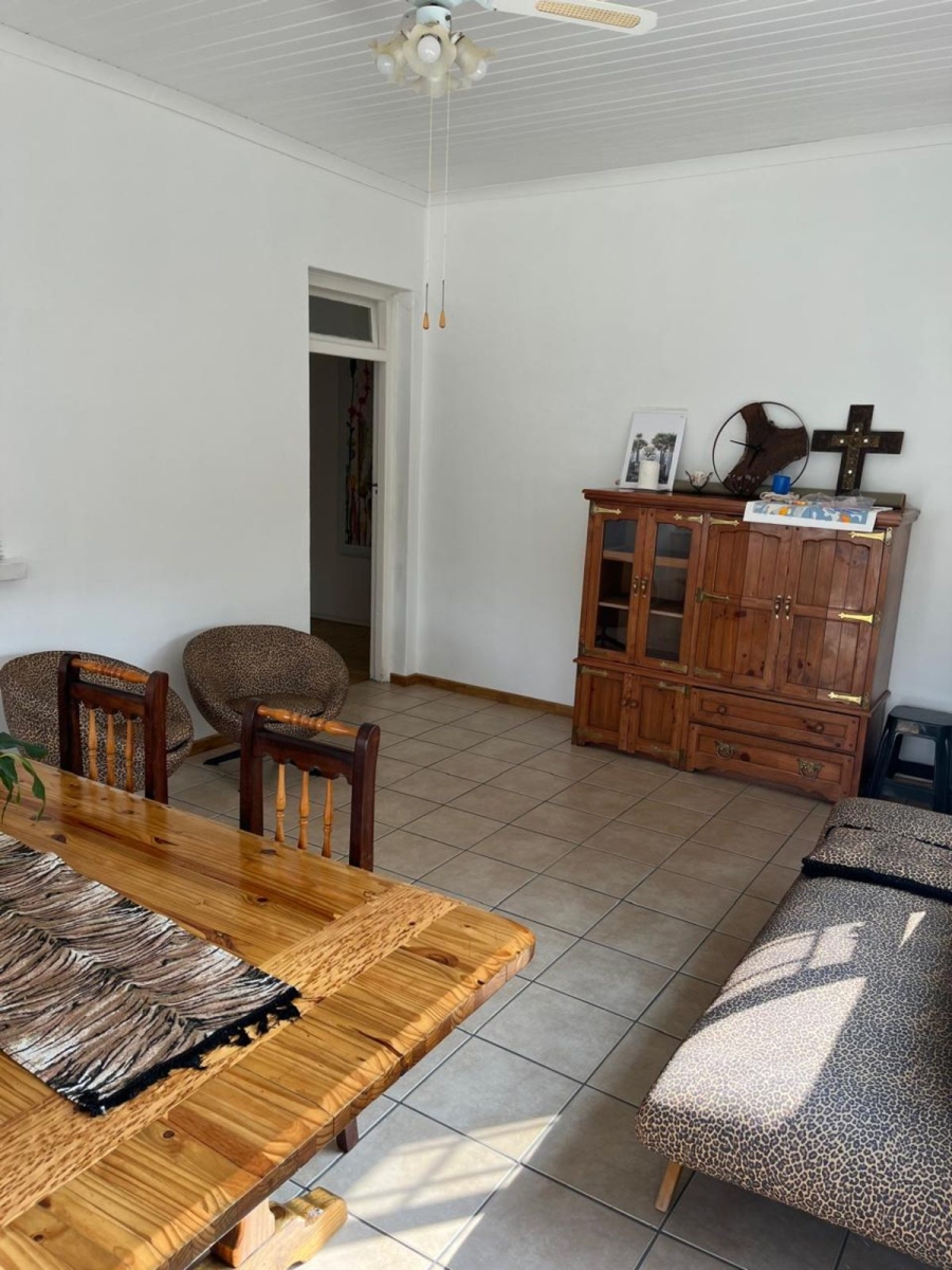4 Bedroom Property for Sale in Calvinia Northern Cape